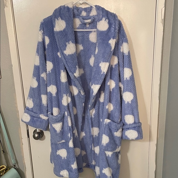 Sonoma Other - Sonoma Blue and White Plush Robe